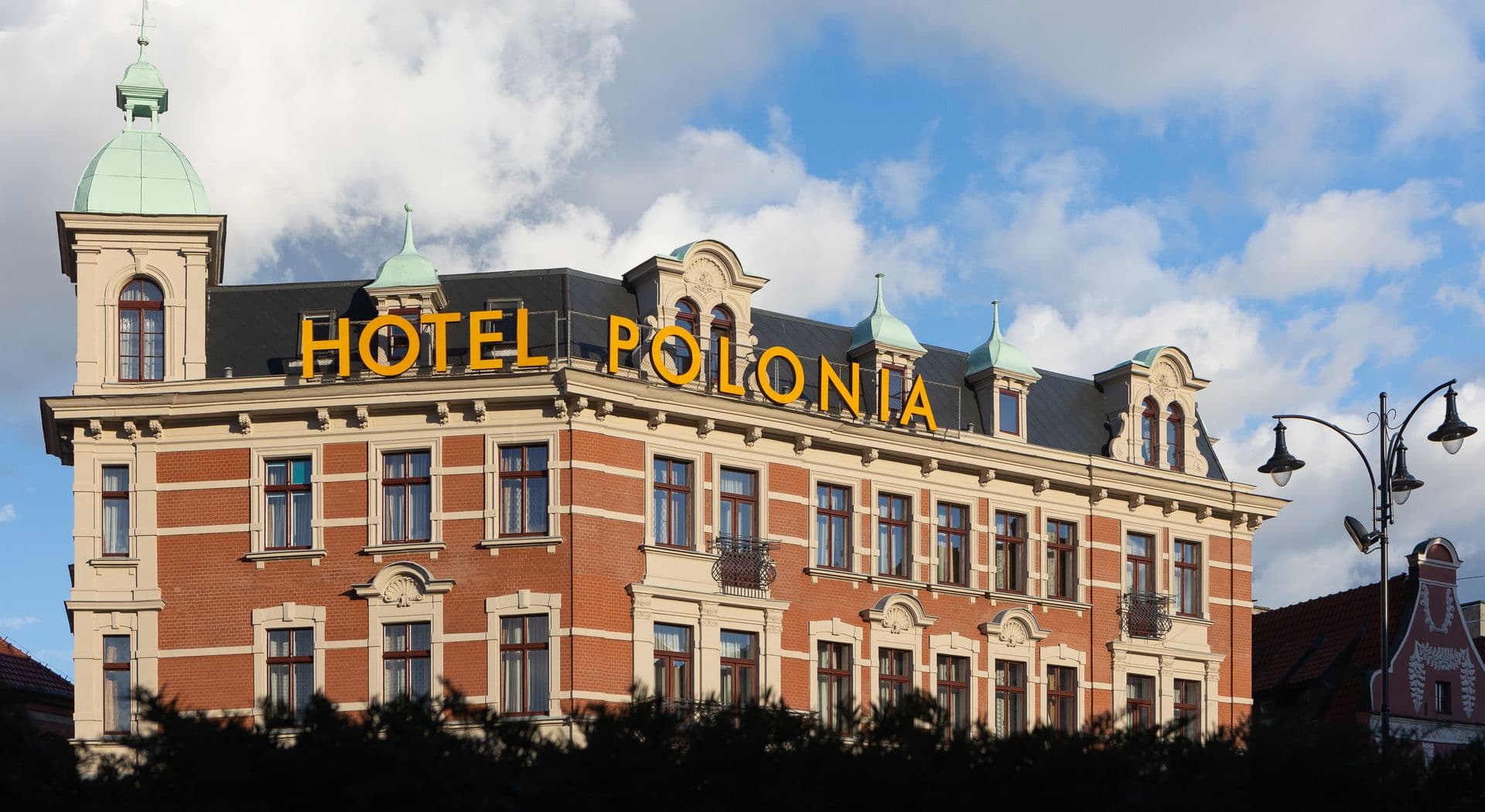 hotel_polonia-2-1920x1050.jpg